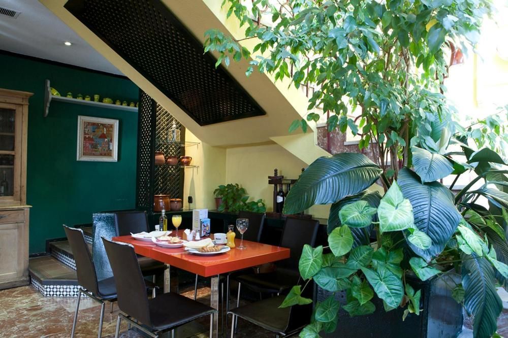 Hrc Hotel Madryt Zewnętrze zdjęcie