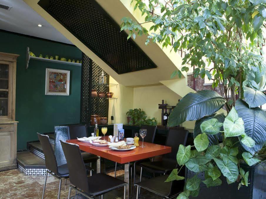 Hrc Hotel Madryt Zewnętrze zdjęcie